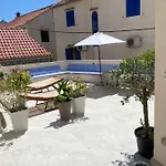 De Blue 3 * Bol