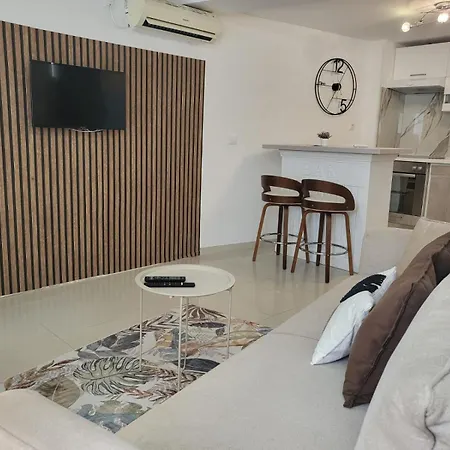 Appartamento De Blue 3 Rooftop Pool & Jacuzzi