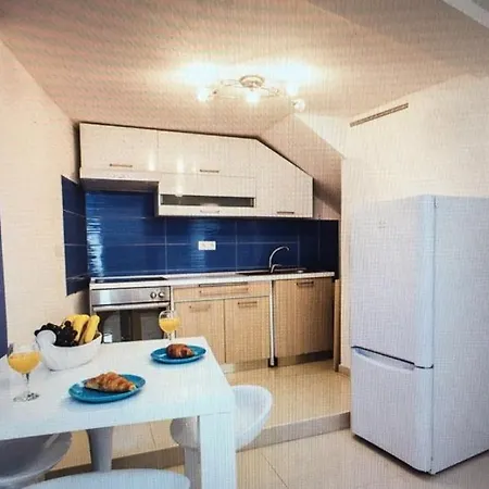 Apartment De Blue 3
